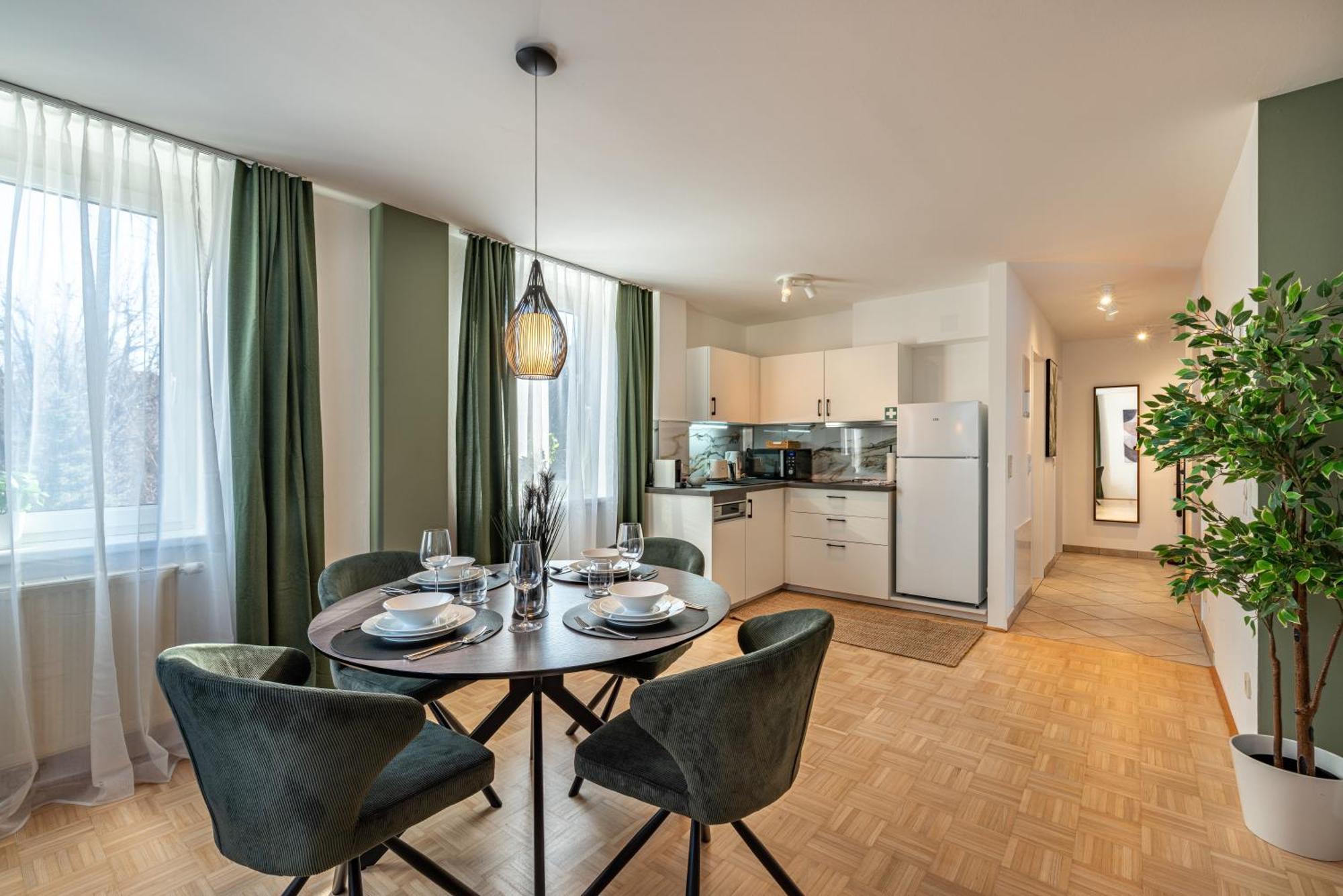 Stadtapartments Luna By Cosy Homes فيلاخ المظهر الخارجي الصورة